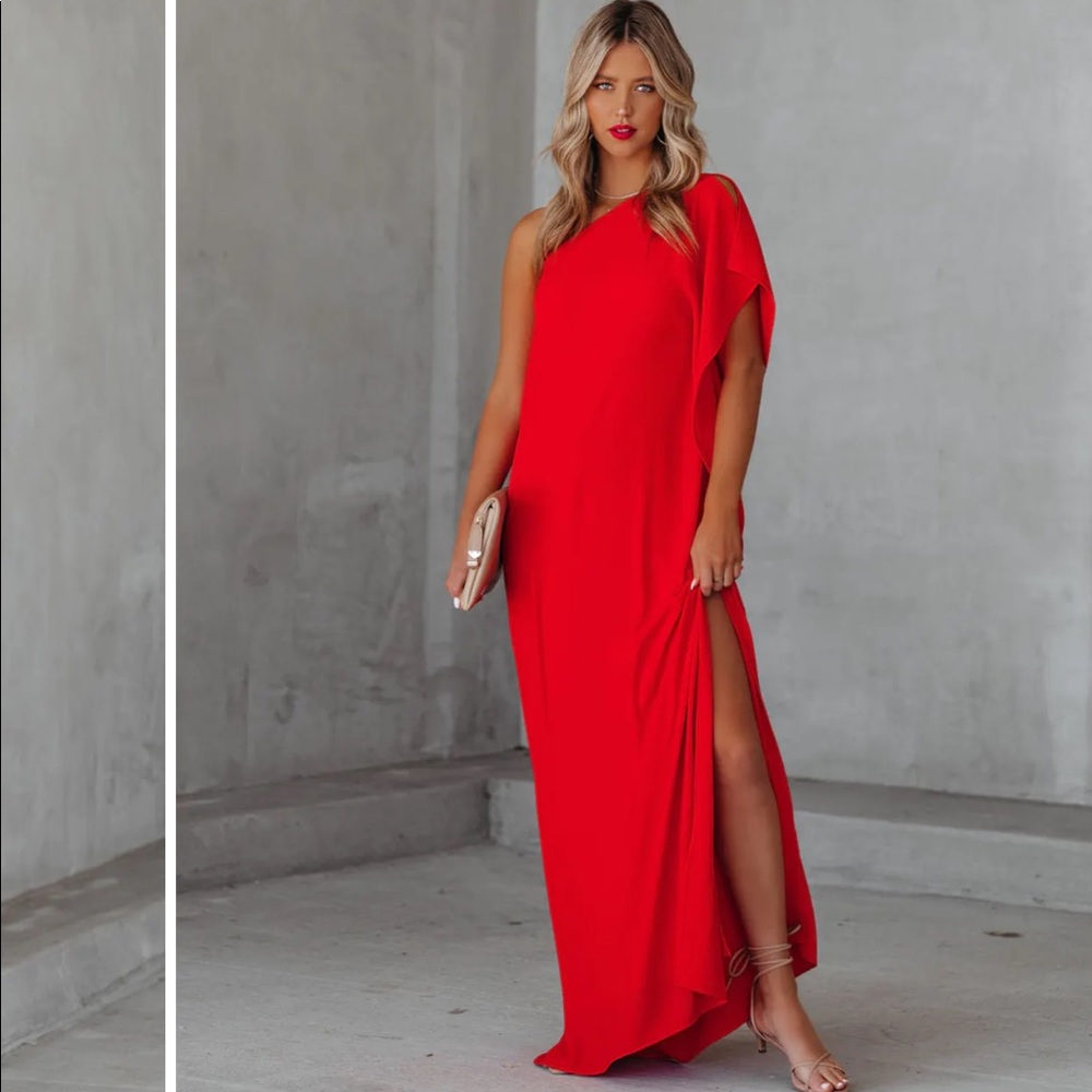 Vici one shoulder Maxi